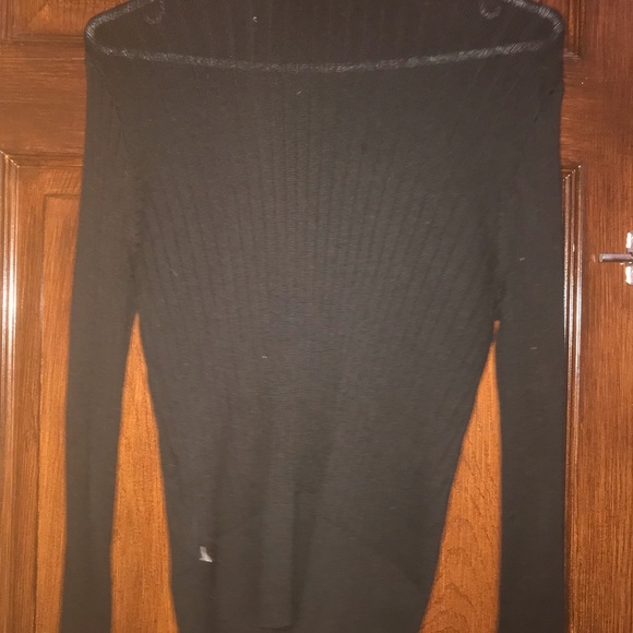 2 black sweaters - Picture 3 of 3